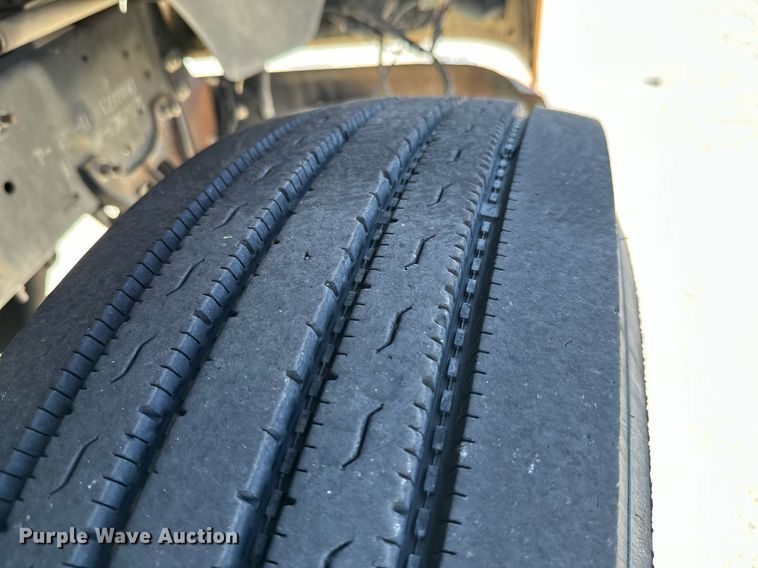 image for item NO9263 2005 Blue Bird Vision  school bus