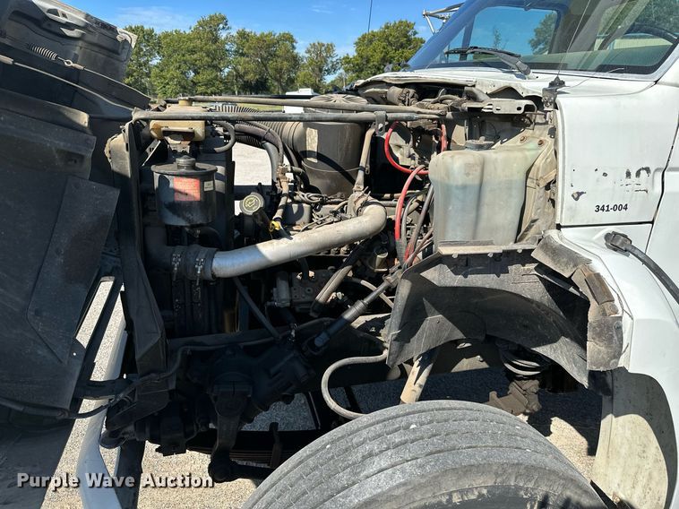 image for item NO9267 1993 Ford F700  bucket truck