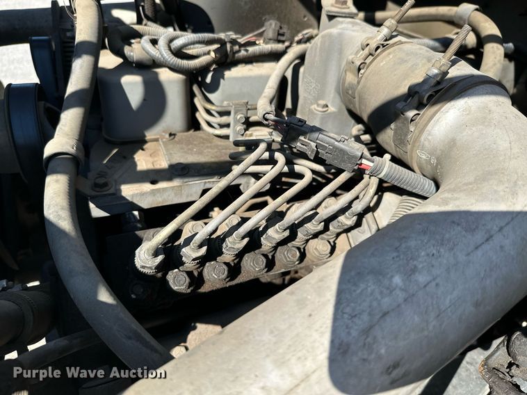 image for item NO9267 1993 Ford F700  bucket truck