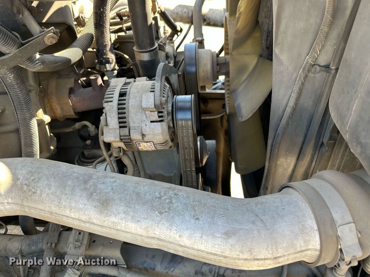 image for item NO9267 1993 Ford F700  bucket truck