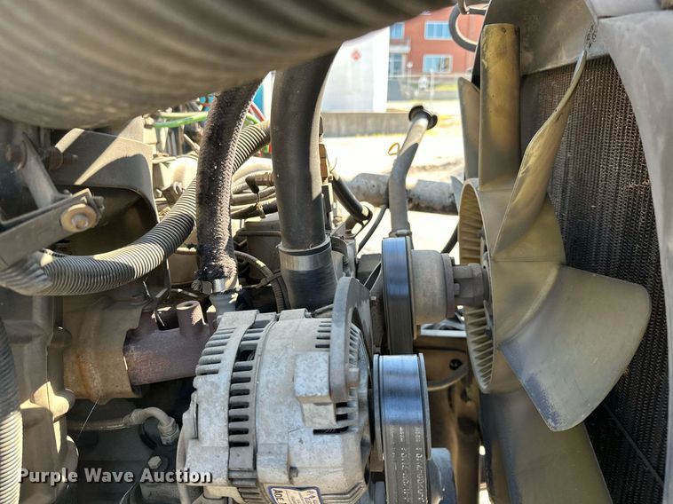 image for item NO9267 1993 Ford F700  bucket truck