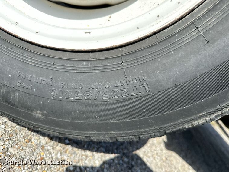 image for item NO9268 1986 GMC Sierra  pickup truck