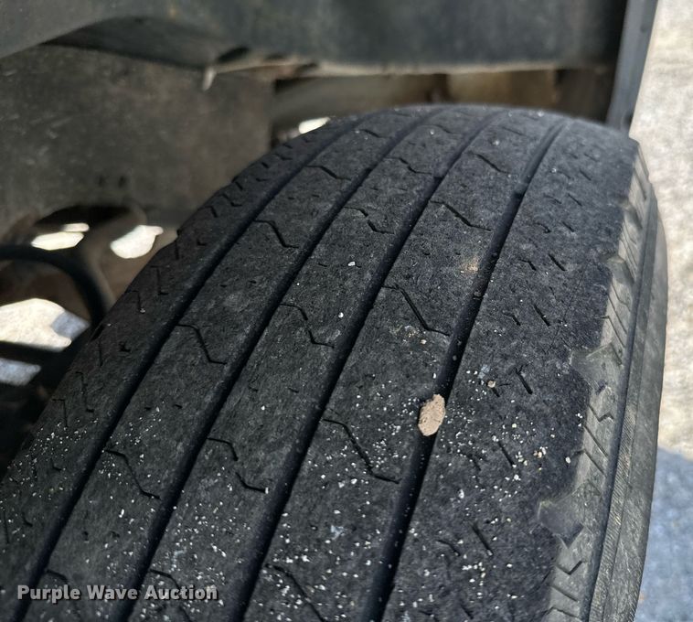 image for item NO9268 1986 GMC Sierra  pickup truck