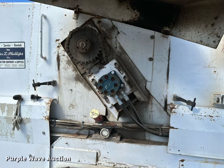 image for item NO9269 1988 Mobil Sweeper  street sweeper truck