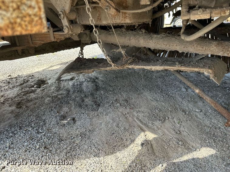 image for item NO9269 1988 Mobil Sweeper  street sweeper truck