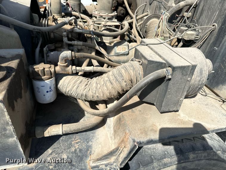 image for item NO9269 1988 Mobil Sweeper  street sweeper truck