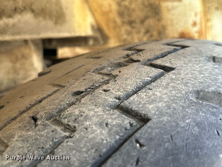 image for item NO9269 1988 Mobil Sweeper  street sweeper truck