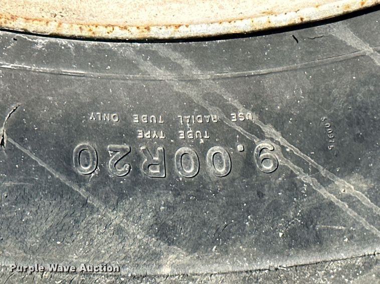 image for item NO9269 1988 Mobil Sweeper  street sweeper truck