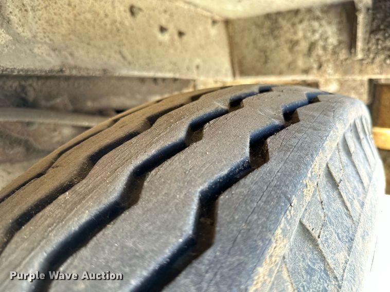 image for item NO9269 1988 Mobil Sweeper  street sweeper truck