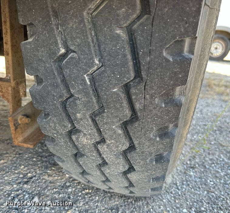 image for item NO9269 1988 Mobil Sweeper  street sweeper truck