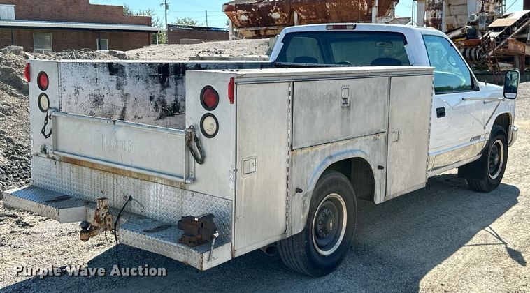image for item NO9278 1999 Chevrolet C2500  utility bed pickup truck