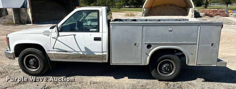 image for item NO9278 1999 Chevrolet C2500  utility bed pickup truck