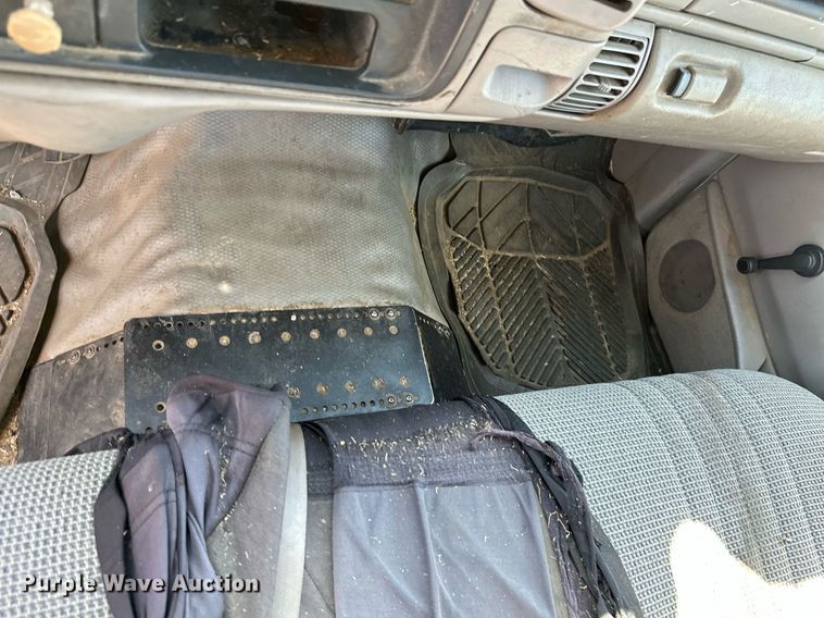 image for item NO9278 1999 Chevrolet C2500  utility bed pickup truck