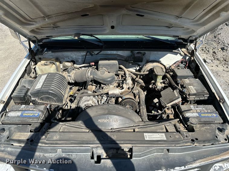 image for item NO9278 1999 Chevrolet C2500  utility bed pickup truck