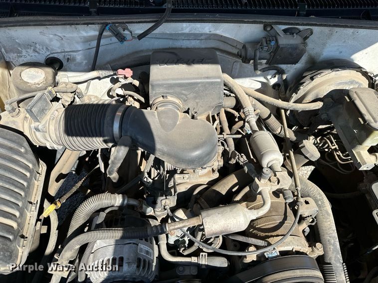 image for item NO9278 1999 Chevrolet C2500  utility bed pickup truck