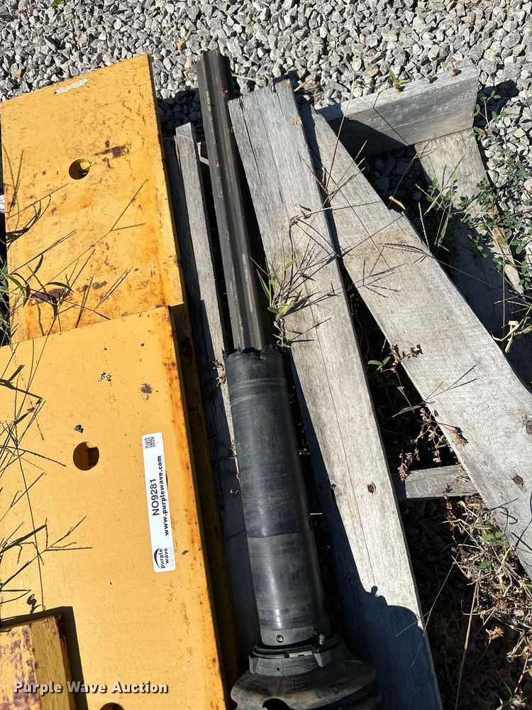 image for item NO9281 Cutting edges