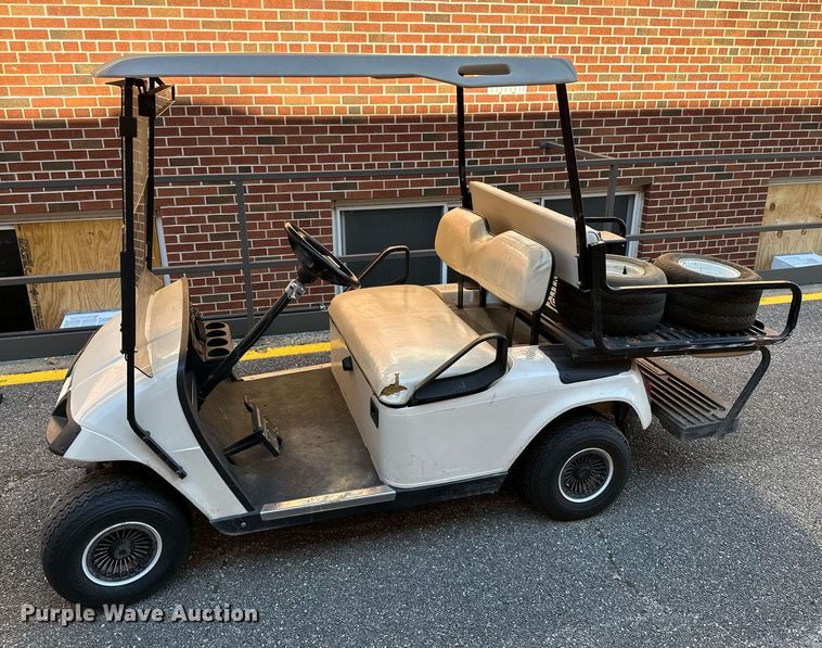 image for item NO9287 (2) EZ-GO golf carts