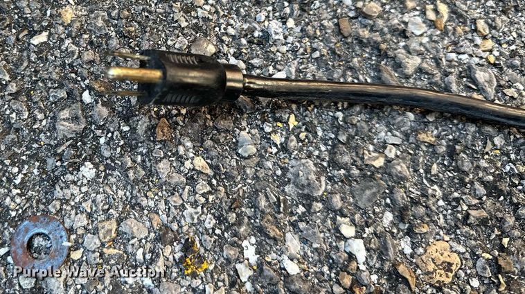 image for item NO9287 (2) EZ-GO golf carts