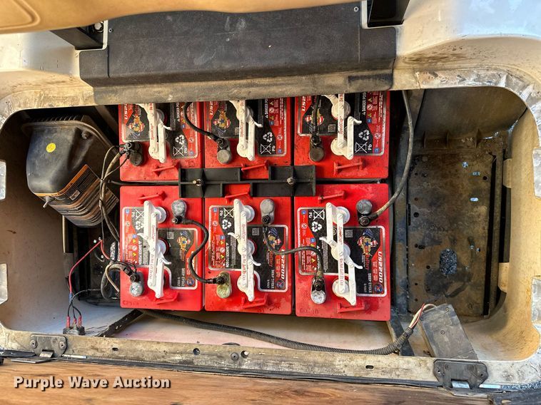 image for item NO9287 (2) EZ-GO golf carts