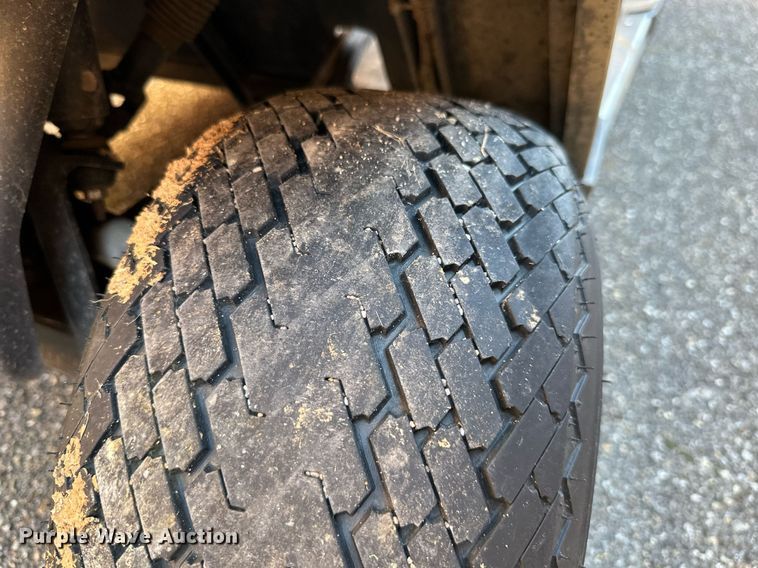 image for item NO9287 (2) EZ-GO golf carts