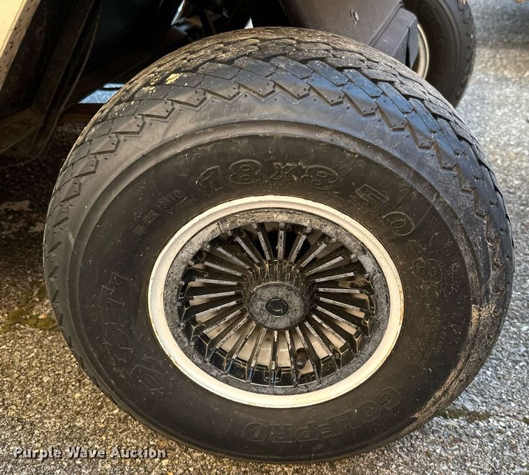 image for item NO9287 (2) EZ-GO golf carts