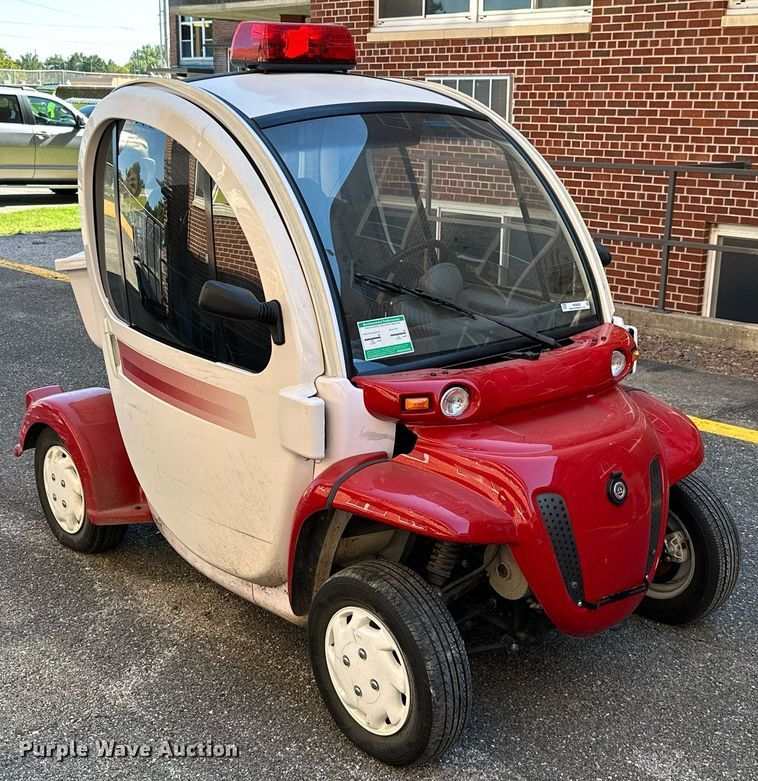 image for item NO9288 2012 Polaris Gem E2  golf cart