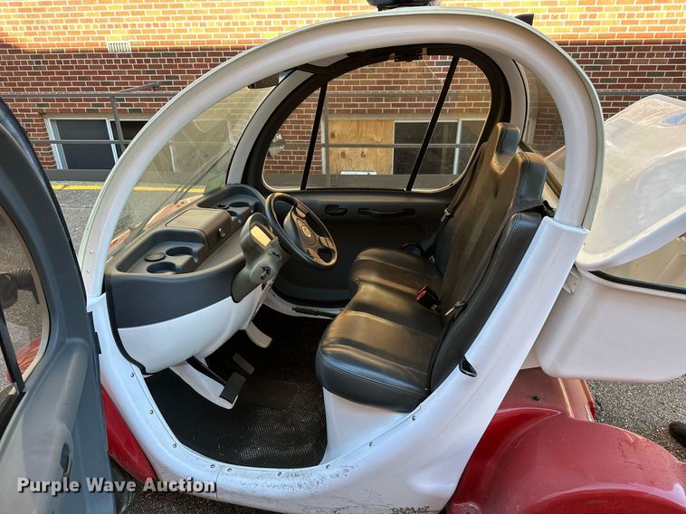 image for item NO9288 2012 Polaris Gem E2  golf cart