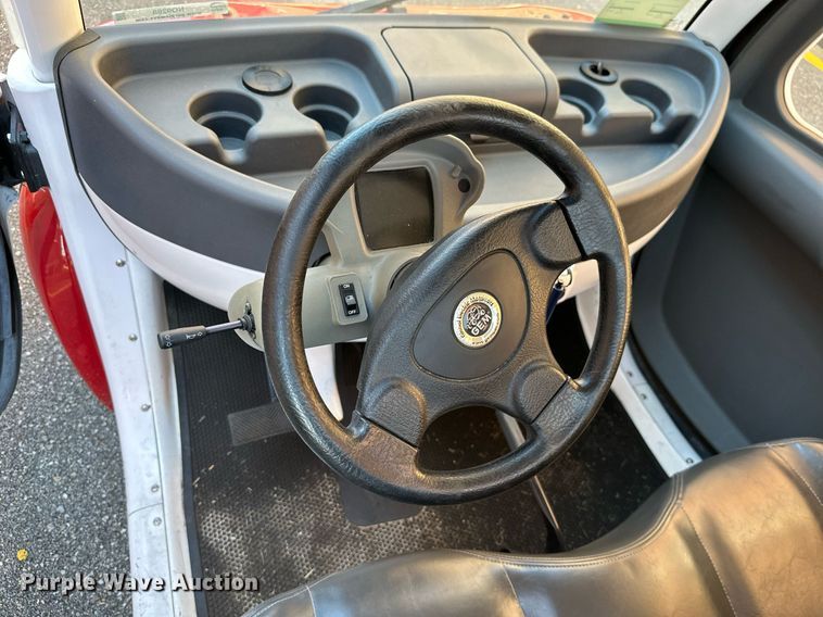 image for item NO9288 2012 Polaris Gem E2  golf cart