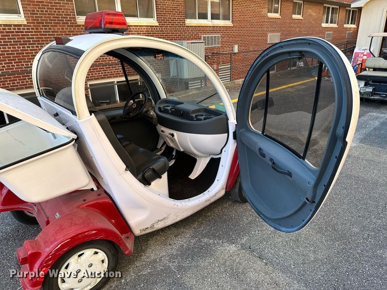 image for item NO9288 2012 Polaris Gem E2  golf cart