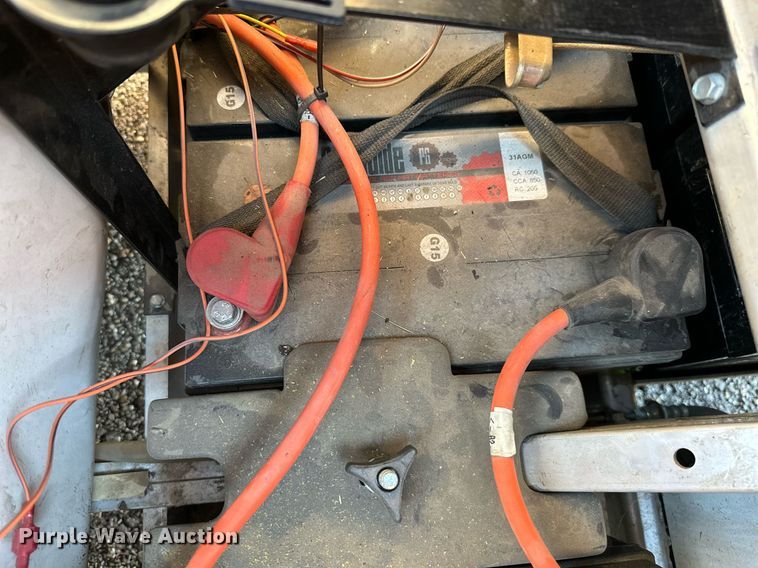 image for item NO9288 2012 Polaris Gem E2  golf cart