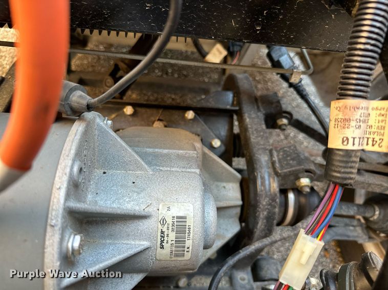 image for item NO9288 2012 Polaris Gem E2  golf cart