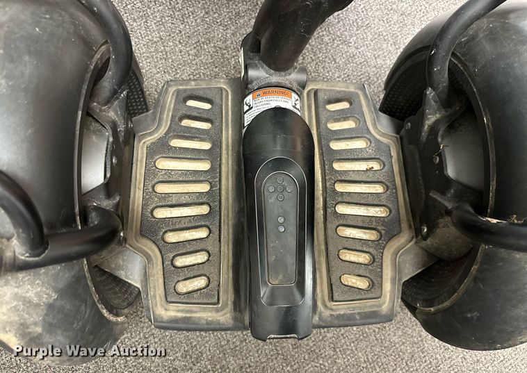 image for item NO9289 Segway PT i2