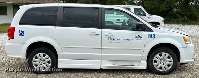 image for item NO9322 2014 Dodge Grand Caravan handicap accessible van