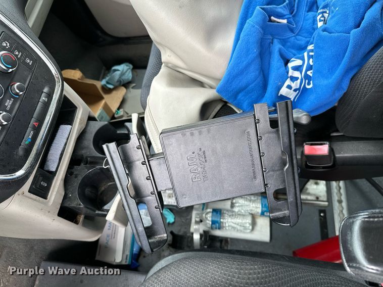 image for item NO9322 2014 Dodge Grand Caravan handicap accessible van