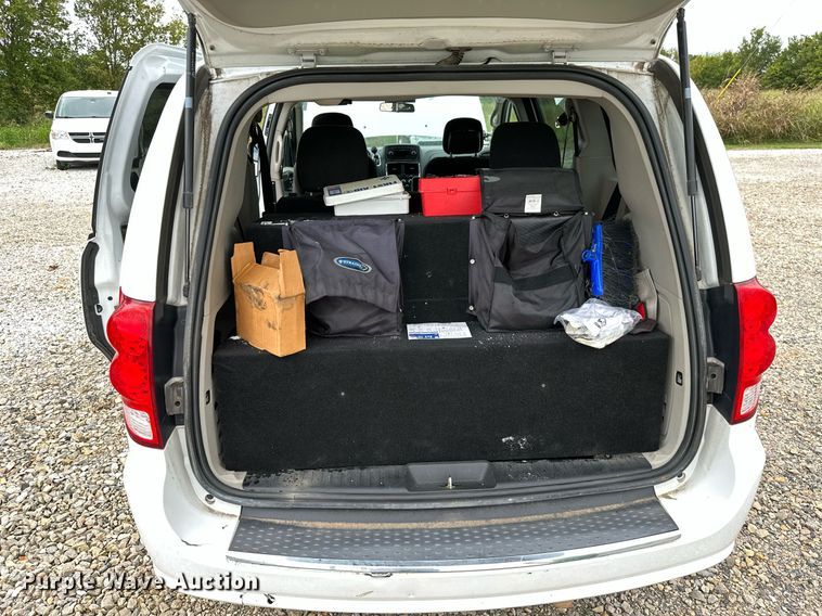 image for item NO9322 2014 Dodge Grand Caravan handicap accessible van