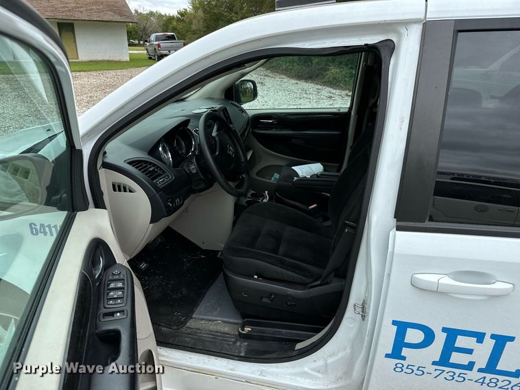 image for item NO9323 2018 Dodge Grand Caravan