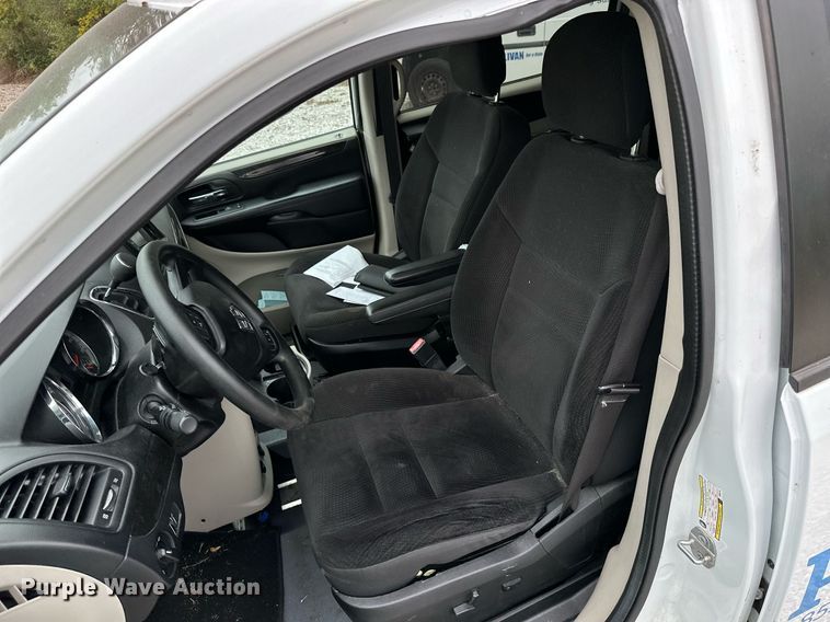 image for item NO9323 2018 Dodge Grand Caravan