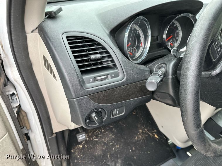 image for item NO9323 2018 Dodge Grand Caravan