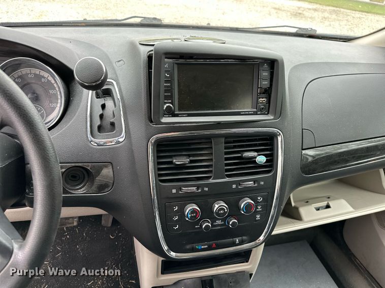 image for item NO9323 2018 Dodge Grand Caravan