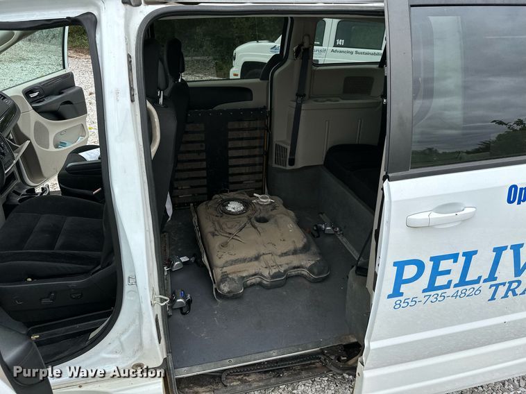 image for item NO9323 2018 Dodge Grand Caravan