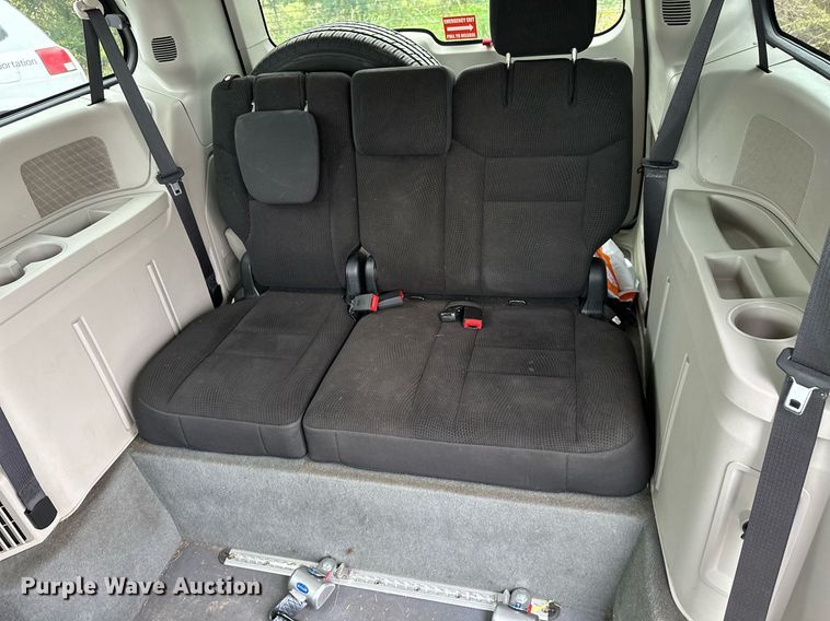 image for item NO9323 2018 Dodge Grand Caravan