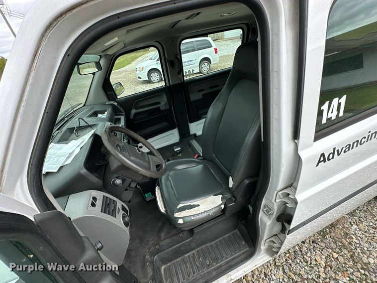 image for item NO9324 2012 VPG MV-1  handicap accessible van