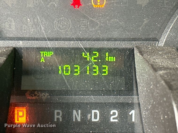 image for item NO9324 2012 VPG MV-1  handicap accessible van