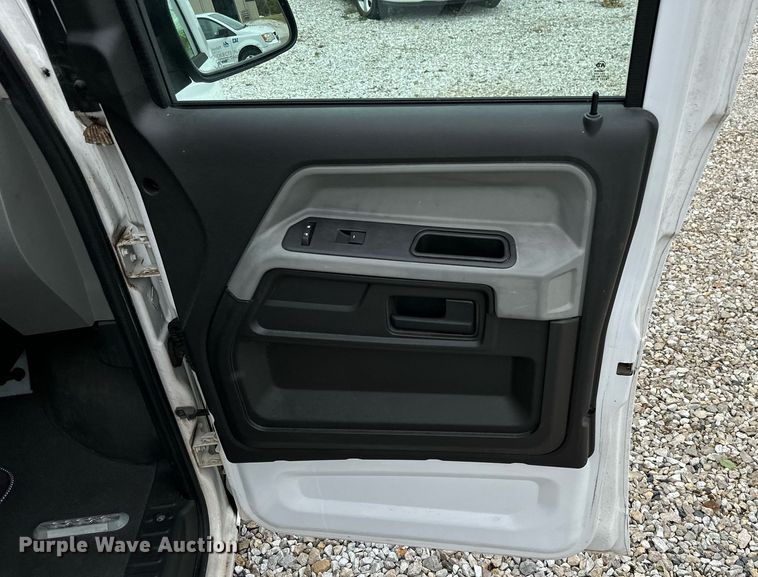 image for item NO9324 2012 VPG MV-1  handicap accessible van