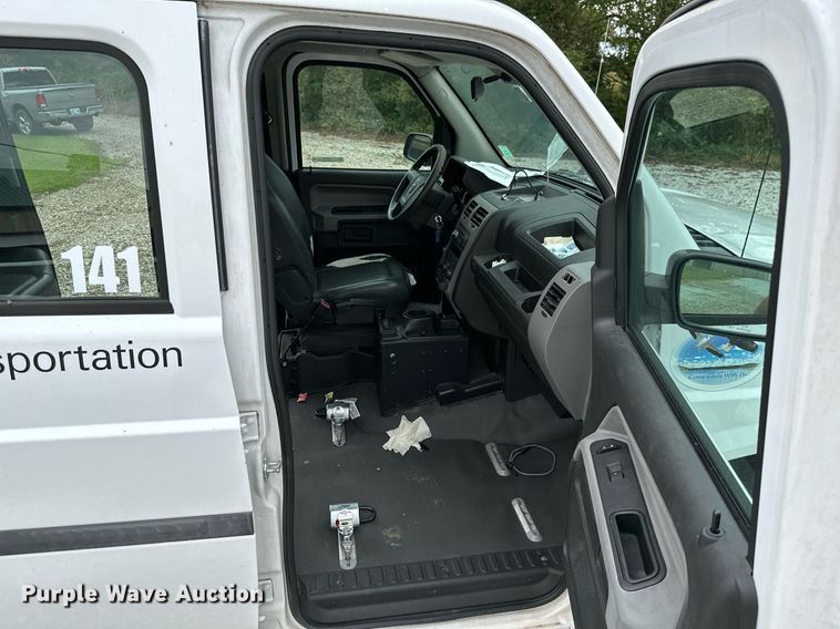 image for item NO9324 2012 VPG MV-1  handicap accessible van