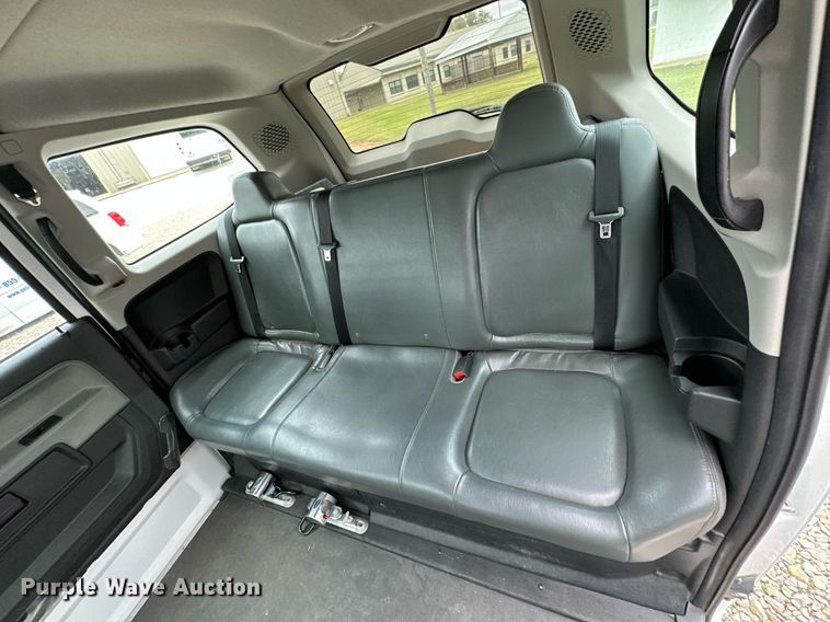 image for item NO9324 2012 VPG MV-1  handicap accessible van