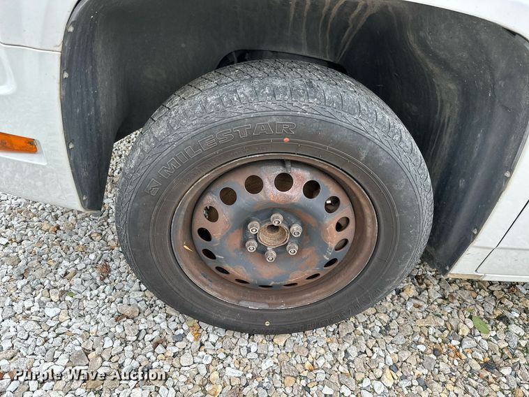 image for item NO9324 2012 VPG MV-1  handicap accessible van