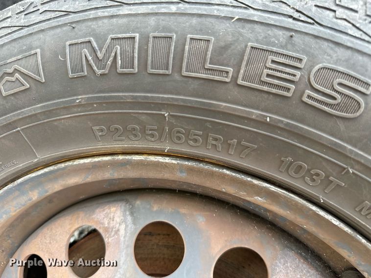 image for item NO9324 2012 VPG MV-1  handicap accessible van