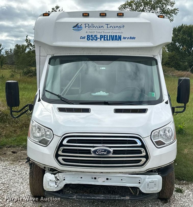 image for item NO9326 2018 Ford Transit T350HD  shuttle bus