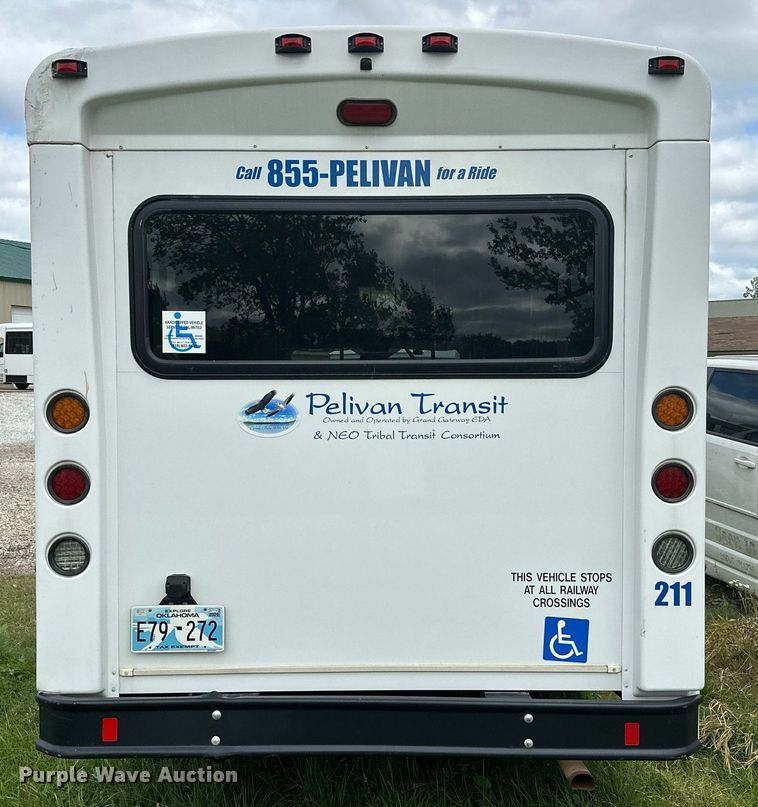 image for item NO9326 2018 Ford Transit T350HD  shuttle bus